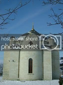 250px-Churchoftheassumptionuzundzhovo.jpg