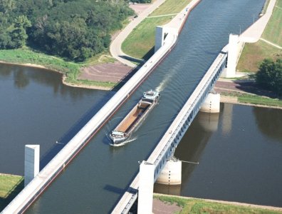 magdeburg-water-bridge6%5B26%5D.jpg