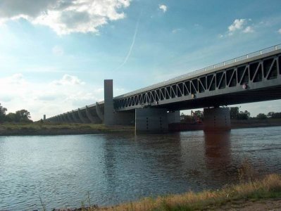 Magdeburg-Water-Bridge-06-1-750x564.jpg