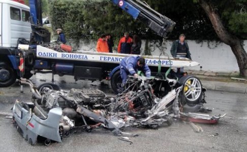 Si arritën të mbijetojnë pas këtij aksidenti? (FOTO)