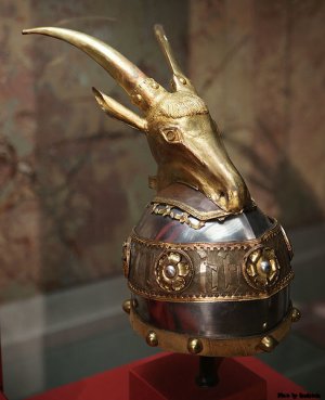 488px-KHM_Wien_A_127_-_Helmet_of_Skanderbeg.jpg