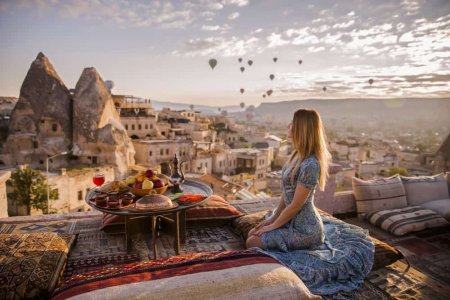 Traveling-in-a-hot-air-balloon-in-Cappadocia-Turkey.jpg